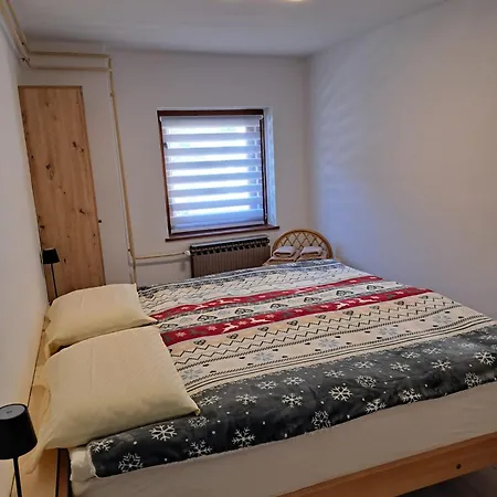 Apartma Pirc Апартаменты Краньска Гора